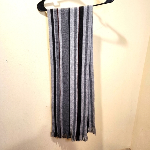 ALTARE 100% Acrylic Gray and Burgundy Stripes Fringe scarf - Picture 1 of 7